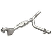 MagnaFlow Conv DF 01-04 Ford F-150 4.6L (49 State) Magnaflow Catalytic Converter Direct Fit