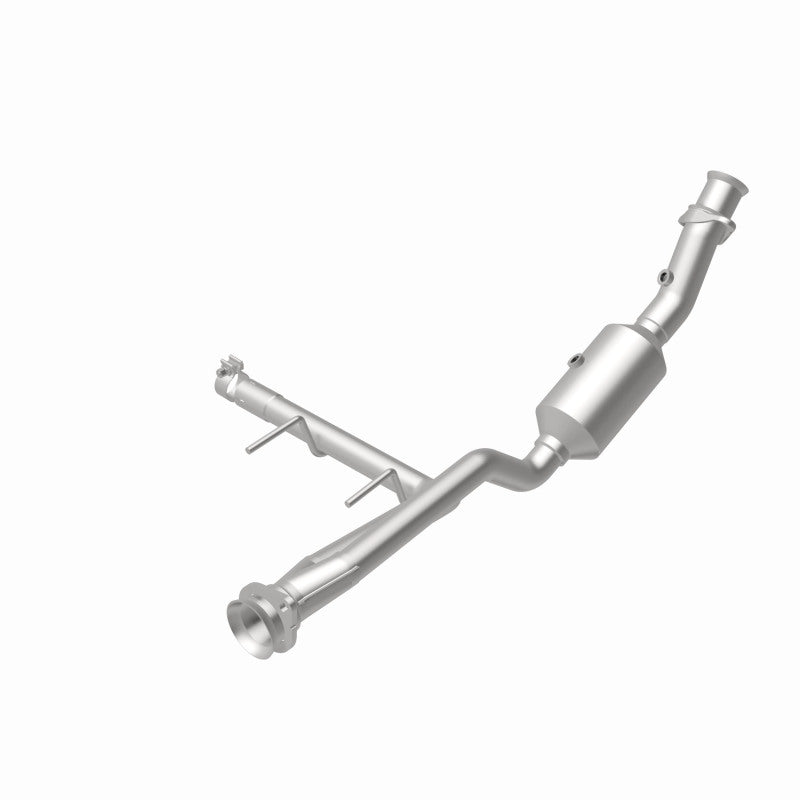 MagnaFlow 18-20 Ford F-150 V6 3.3L Right Underbody Direct-Fit Catalytic Converter Magnaflow Catalytic Converter Direct Fit