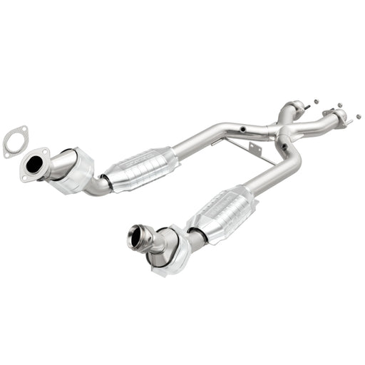MagnaFlow Conv DF 96-98 Ford Mustang 4.6L Magnaflow Catalytic Converter Direct Fit