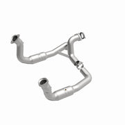 MagnaFlow Conv Direct Fit 11-14 Ford F-250 Super Duty / 350 Super Duty V8 6.2L Magnaflow Catalytic Converter Direct Fit
