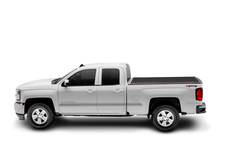 Retrax 15-22 Ford F-150 Super Crew/Super Cab & F-150 Lightning (5.5ft. Bed) Retrax IX Retrax Retractable Bed Covers