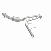 MagnaFlow 18-20 Ford F-150 V6 3.3L Right Underbody Direct-Fit Catalytic Converter Magnaflow Catalytic Converter Direct Fit