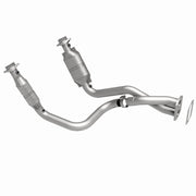 MagnaFlow Direct Fit Catalytic Converter 05-07 Ford F250/F350 5.4L Magnaflow Catalytic Converter Direct Fit