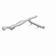 MagnaFlow Direct Fit Catalytic Converter 97-98 Ford Trucks 4.6L Magnaflow Catalytic Converter Direct Fit