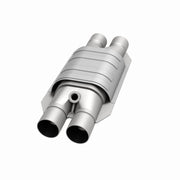 MagnaFlow Universal Catalytic Converter 2 D/D W/O2 Boss Magnaflow Catalytic Converter Universal