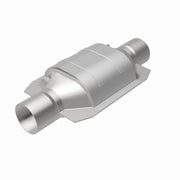 MagnaFlow Universal Catalytic Converter 2.25 W/Dual O2 Boss Magnaflow Catalytic Converter Universal