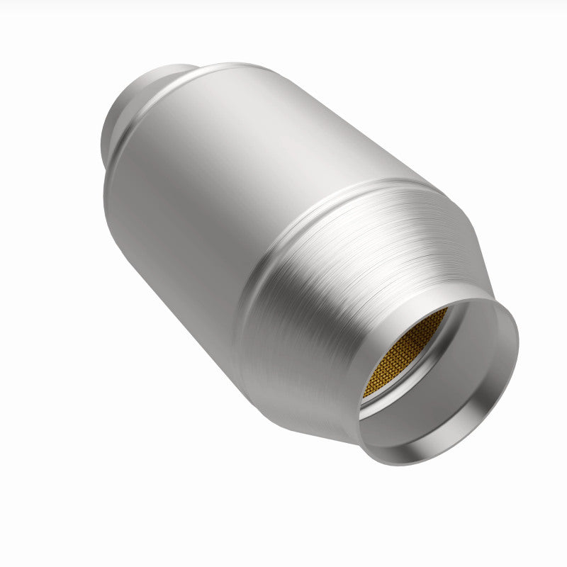 MagnaFlow Conv Universal 2.50 inch C/C CA Pre-OBDII