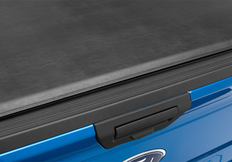 Extang 15-20 Ford F150 (5 1/2 ft Bed) Trifecta ALX Extang Bed Covers - Folding