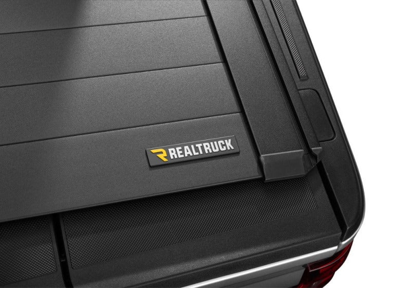 Retrax 17-26 Ford F-250/350 Super Duty Short Bed 6ft8in. RetraxPRO EZ-Off FRC-4000 Retrax Retractable Bed Covers