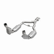 MagnaFlow Direct Fit Catalytic Converter 96-98 Ford Mustang 3.8L Magnaflow Catalytic Converter Direct Fit