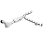 MagnaFlow Direct Fit Catalytic Converter 99-00 F-150 4.2L V6 2WD P/ Magnaflow Catalytic Converter Direct Fit