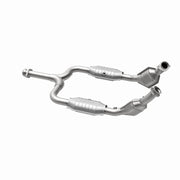 MagnaFlow Direct Fit Catalytic Converter 99/01-03 Ford Mustang 3.8L Magnaflow Catalytic Converter Direct Fit