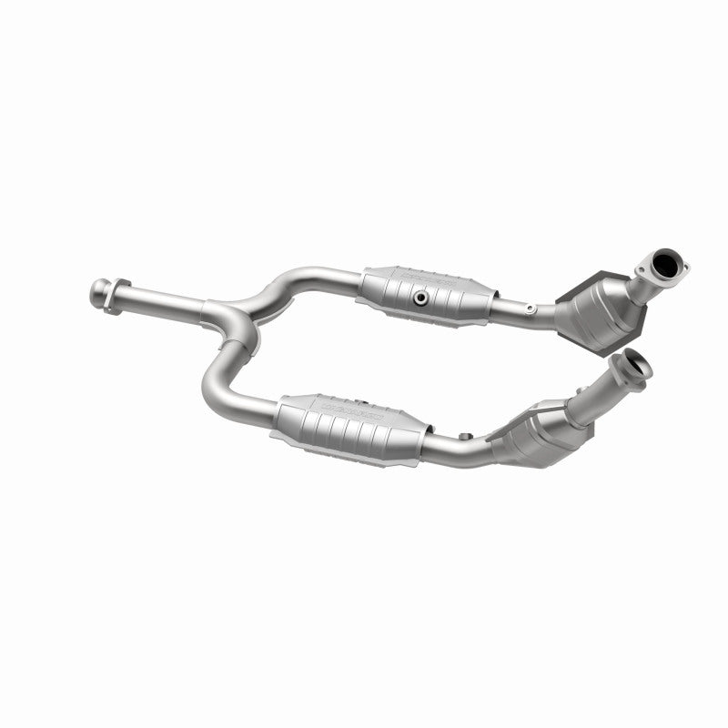 MagnaFlow Direct Fit Catalytic Converter 99/01-03 Ford Mustang 3.8L Magnaflow Catalytic Converter Direct Fit
