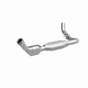 MagnaFlow Direct Fit Catalytic Converter 99-00 Ford Trucks 5.4L Magnaflow Catalytic Converter Direct Fit
