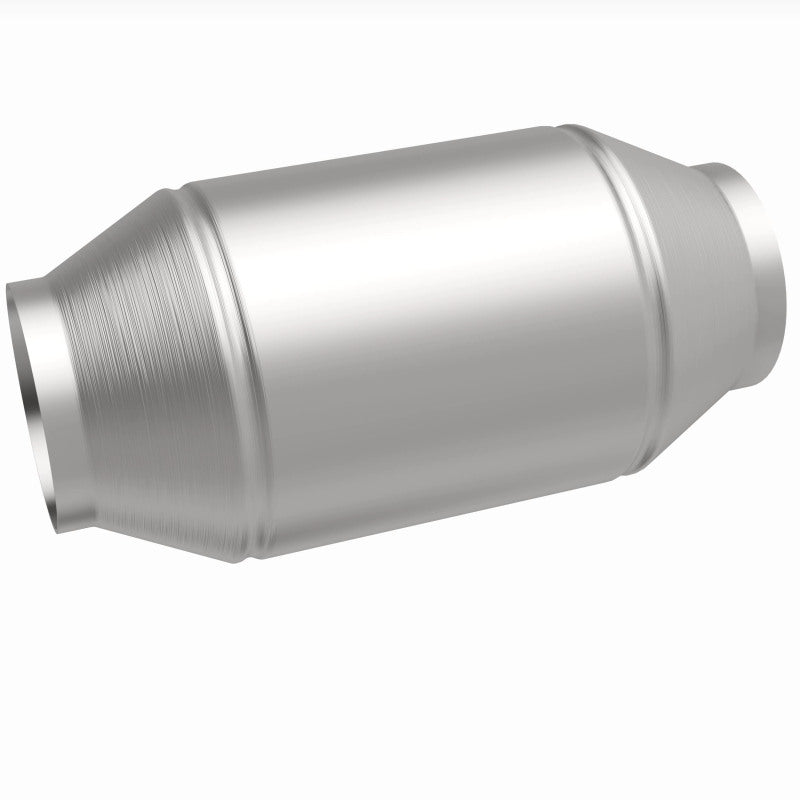 MagnaFlow Conv Universal 2.50 inch C/C CA Pre-OBDII