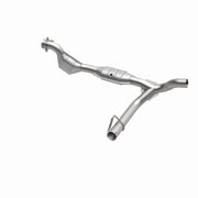 MagnaFlow Conv DF 01-04 Ford F-150 4.6L (49 State) Magnaflow Catalytic Converter Direct Fit