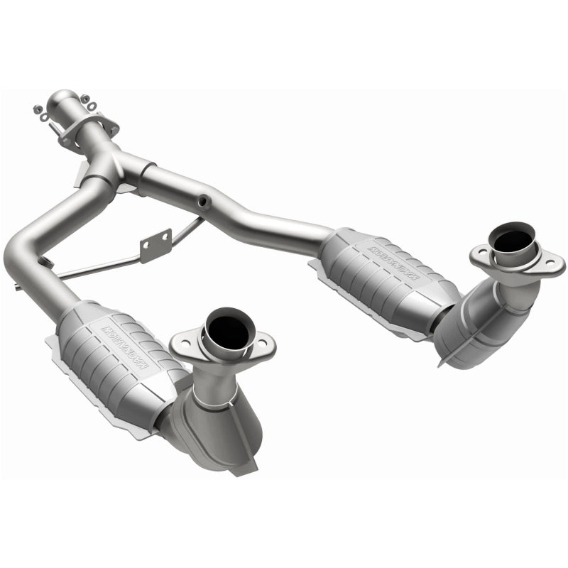 MagnaFlow Direct Fit Catalytic Converter 96-98 Ford Mustang 3.8L Magnaflow Catalytic Converter Direct Fit