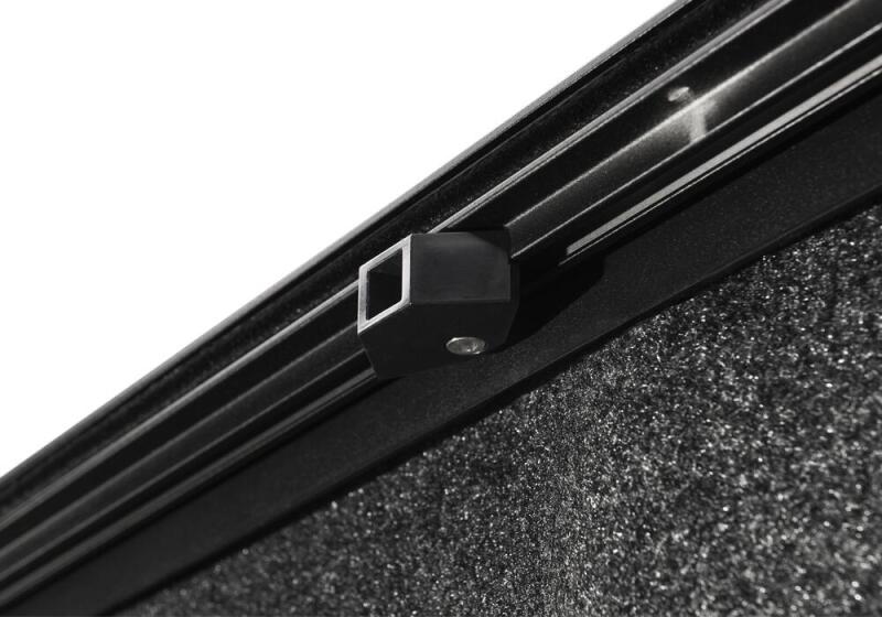 Retrax 15-22 Ford F-150 Super Crew/Super Cab & F-150 Lightning (5.5ft. Bed) Retrax IX Retrax Retractable Bed Covers