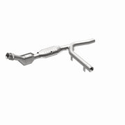 MagnaFlow Conv DF 01-04 Ford F-150 4.2L 2wd Magnaflow Catalytic Converter Direct Fit