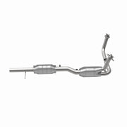 MagnaFlow Conv DF 96 Bronco F150/F250 2 Conv Magnaflow Catalytic Converter Direct Fit