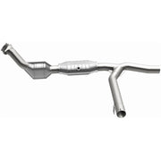 MagnaFlow Direct Fit Catalytic Converter 01 Ford Trucks 4.6L Magnaflow Catalytic Converter Direct Fit