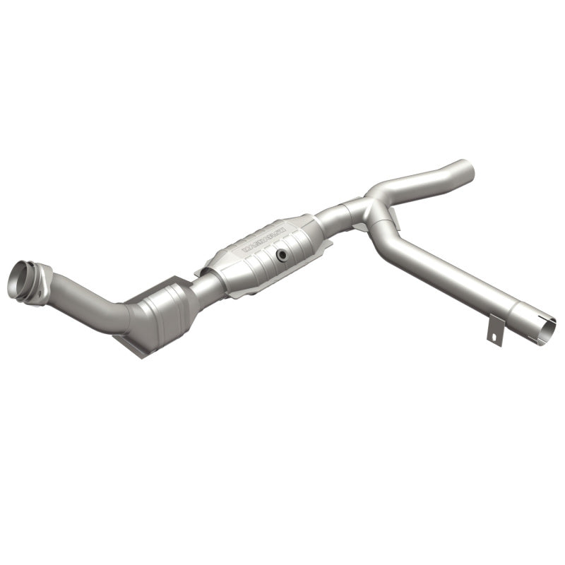 MagnaFlow Conv DF 01 Ford Trucks 4.6L Magnaflow Catalytic Converter Direct Fit