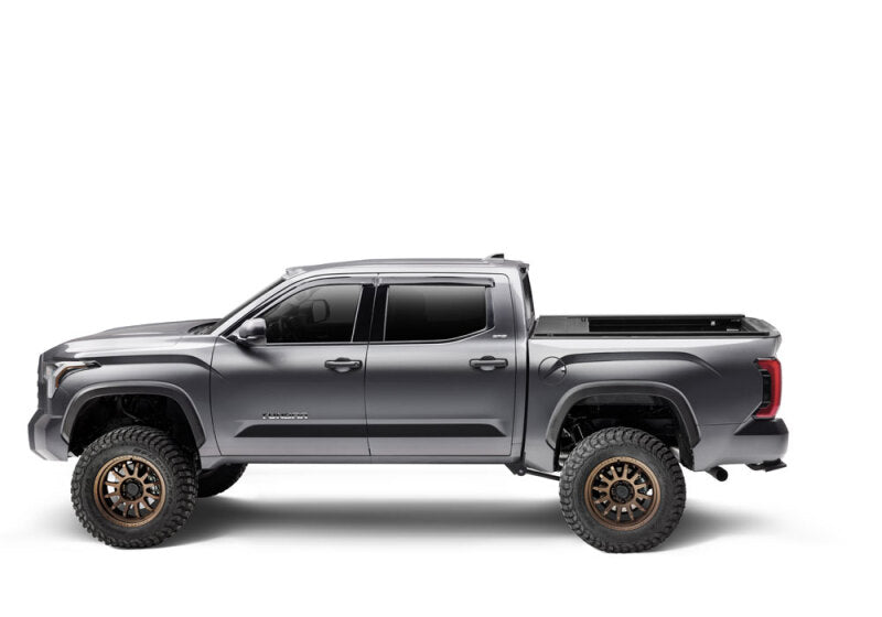 Retrax 21-23 Ford F-150 SuperCrew/Super Cab/Reg Cab 6.5ft. Bed Retrax EQ Retrax Retractable Bed Covers