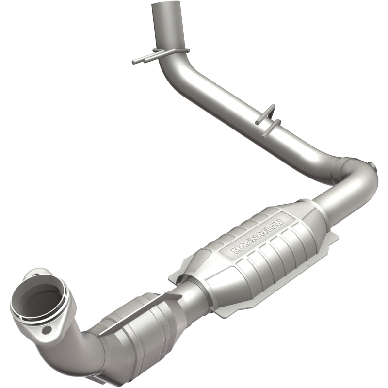 MagnaFlow Direct Fit Catalytic Converter 97-98 Ford Trucks 5.4L Magnaflow Catalytic Converter Direct Fit