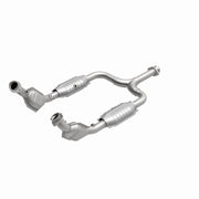 MagnaFlow Direct Fit Catalytic Converter 99/01-03 Ford Mustang 3.8L Magnaflow Catalytic Converter Direct Fit