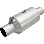 MagnaFlow 2.25 w/dual O2 5in. Spun Universal Converter Magnaflow Catalytic Converter Universal