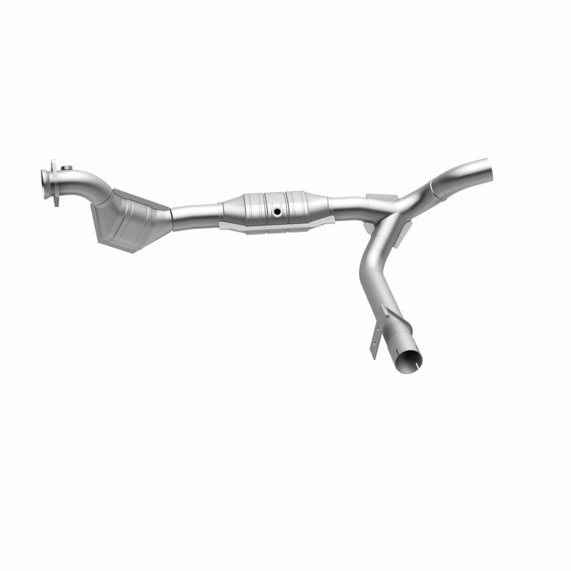 MagnaFlow Direct Fit Catalytic Converter 01 Ford Trucks 4.6L Magnaflow Catalytic Converter Direct Fit
