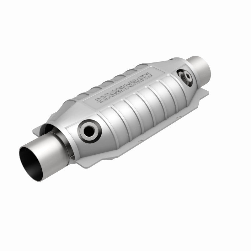 MagnaFlow Universal Catalytic Converter 2.50inch w/ dual O2 Magnaflow Catalytic Converter Universal