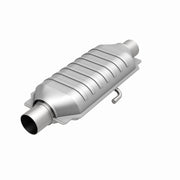 MagnaFlow Conv Univ 2.5 W/Air Magnaflow Catalytic Converter Universal