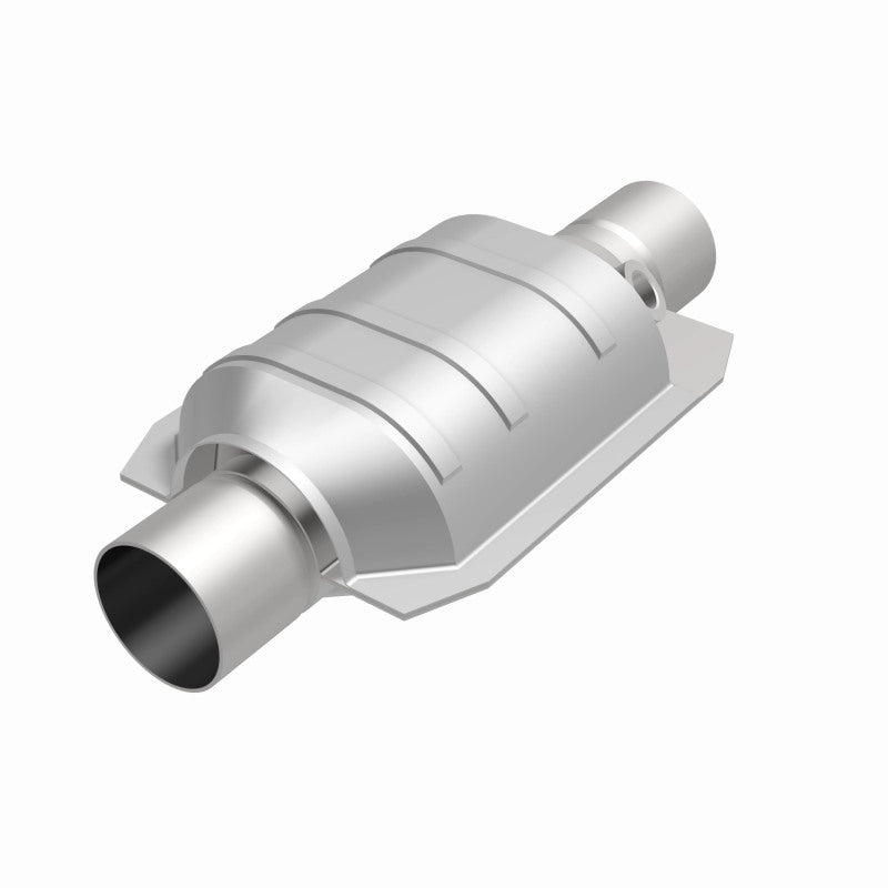 MagnaFlow Conv Univ 3 W/Single O2 Boss Magnaflow Catalytic Converter Universal