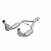 MagnaFlow Direct Fit Catalytic Converter 96-98 Ford Mustang 3.8L Magnaflow Catalytic Converter Direct Fit