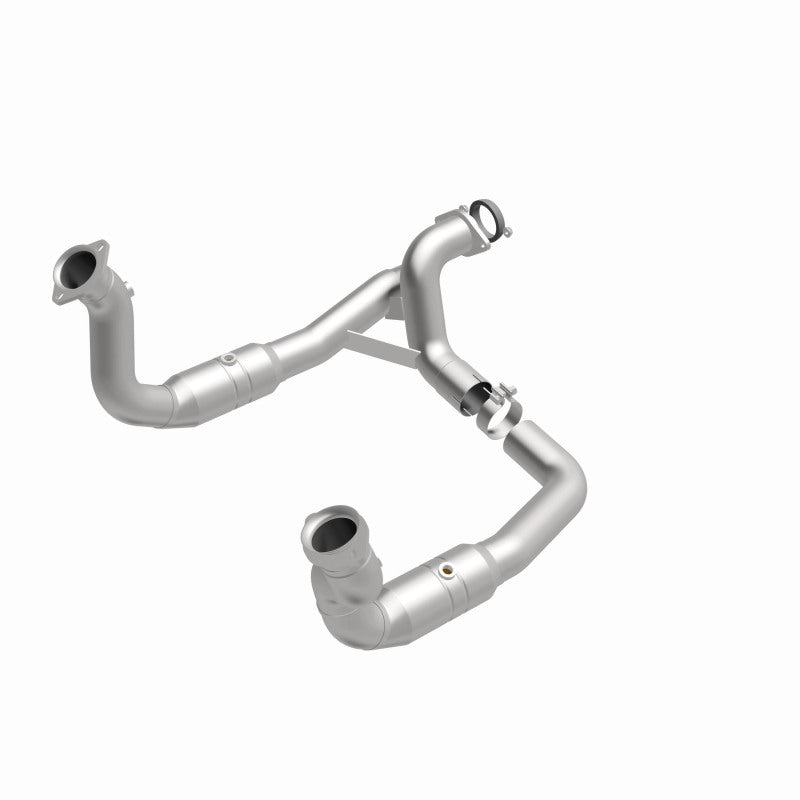 MagnaFlow Conv Direct Fit 11-14 Ford F-250 Super Duty / 350 Super Duty V8 6.2L Magnaflow Catalytic Converter Direct Fit