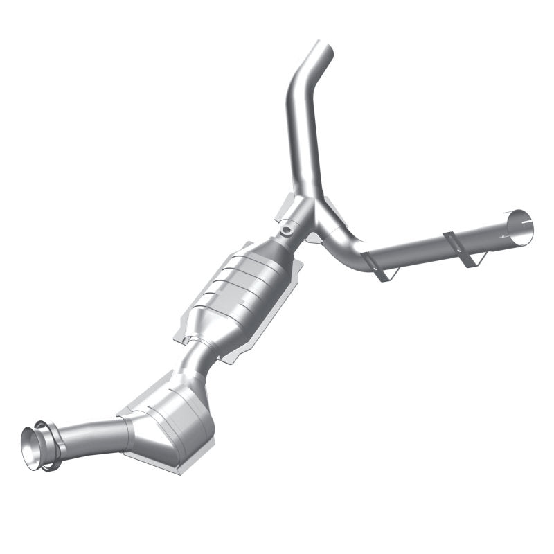 MagnaFlow Direct Fit Catalytic Converter 97-98 Ford F-150 4.6L Magnaflow Catalytic Converter Direct Fit