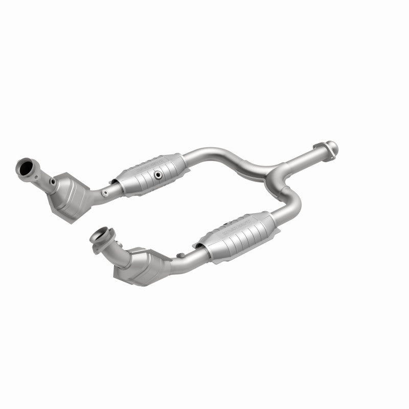 MagnaFlow Direct Fit Catalytic Converter 99/01-03 Ford Mustang 3.8L Magnaflow Catalytic Converter Direct Fit