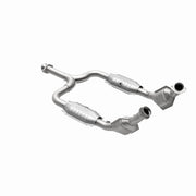 MagnaFlow Direct Fit Catalytic Converter 99/01-03 Ford Mustang 3.8L Magnaflow Catalytic Converter Direct Fit