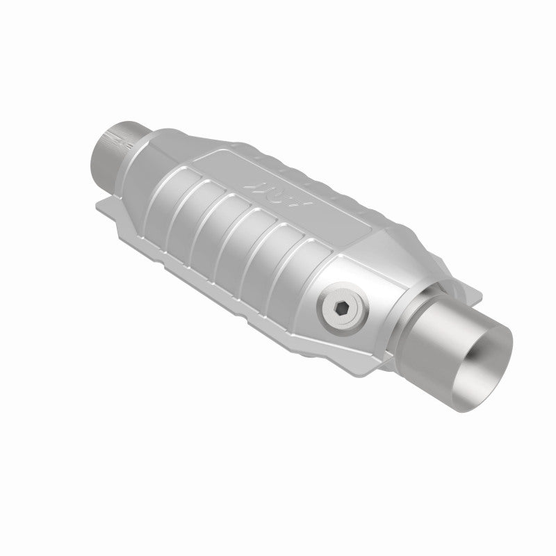 MagnaFlow Conv Univ 2.5 Single O2 Boss Magnaflow Catalytic Converter Universal