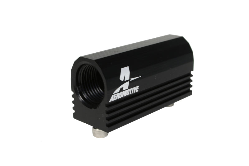 Aeromotive 96-04 Ford 4.6 L Fuel Rail Pressure Sensor Adapter Log (-08 AN inlet / outlet) Aeromotive Fuel Manifolds