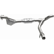 MagnaFlow Direct Fit Catalytic Converter 01 Ford Trucks 4.6L Magnaflow Catalytic Converter Direct Fit