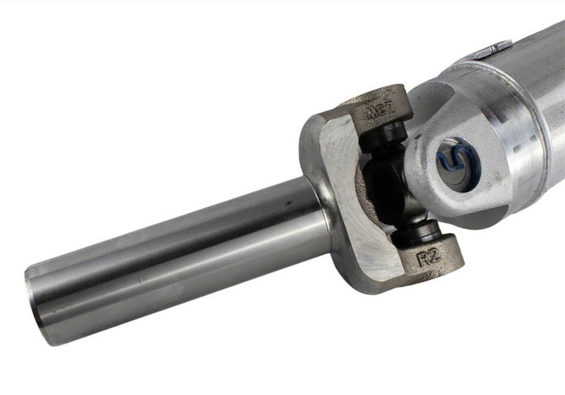 Ford Racing 96-04 Ford Mustang (w/ Manual Trans & 31 Spline) One Piece Aluminum Driveshaft Assembly Ford Racing Driveshafts