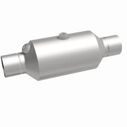 Magnaflow 2.50 w/dual O2 5in. Spun Universal Converter Magnaflow Catalytic Converter Universal