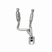 MagnaFlow Direct Fit Catalytic Converter 05-07 Ford F250/F350 5.4L Magnaflow Catalytic Converter Direct Fit
