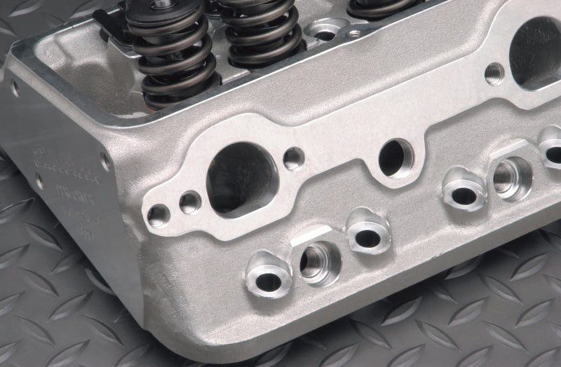 Edelbrock Single Perf SBC 70cc Head Comp Edelbrock Heads
