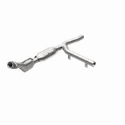 MagnaFlow Conv DF Ford 02-04 F-150 4.2L Magnaflow Catalytic Converter Direct Fit