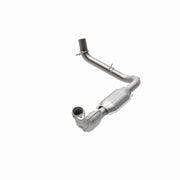 MagnaFlow Direct Fit Catalytic Converter 98 Ford Expedition 5.4L Magnaflow Catalytic Converter Direct Fit