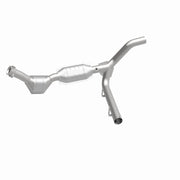 MagnaFlow Direct Fit Catalytic Converter 97-98 Ford F-150 4.6L Magnaflow Catalytic Converter Direct Fit