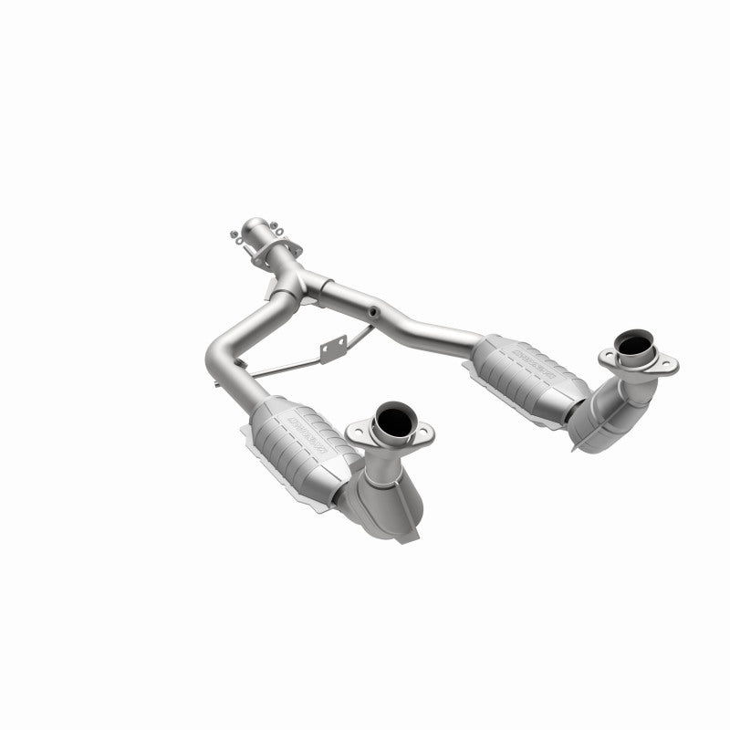 MagnaFlow Direct Fit Catalytic Converter 96-98 Ford Mustang 3.8L Magnaflow Catalytic Converter Direct Fit